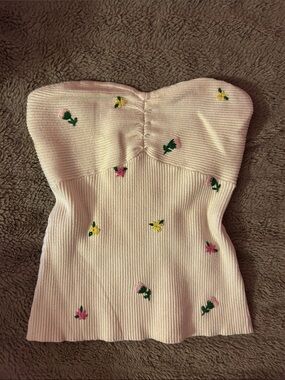 Strapless Ribbed Floral Embroidered Tube Top